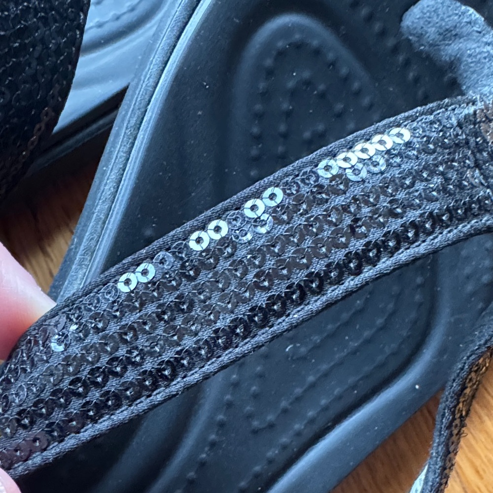CROCS Black Sequin Thong Sandals - Picture 4 of 6